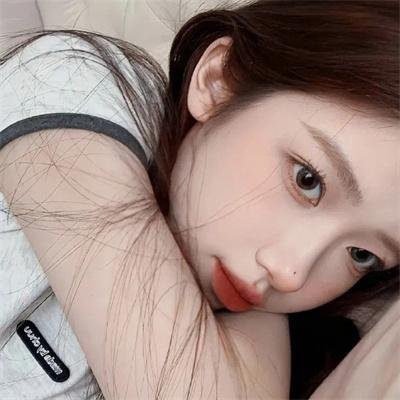 红色背篓